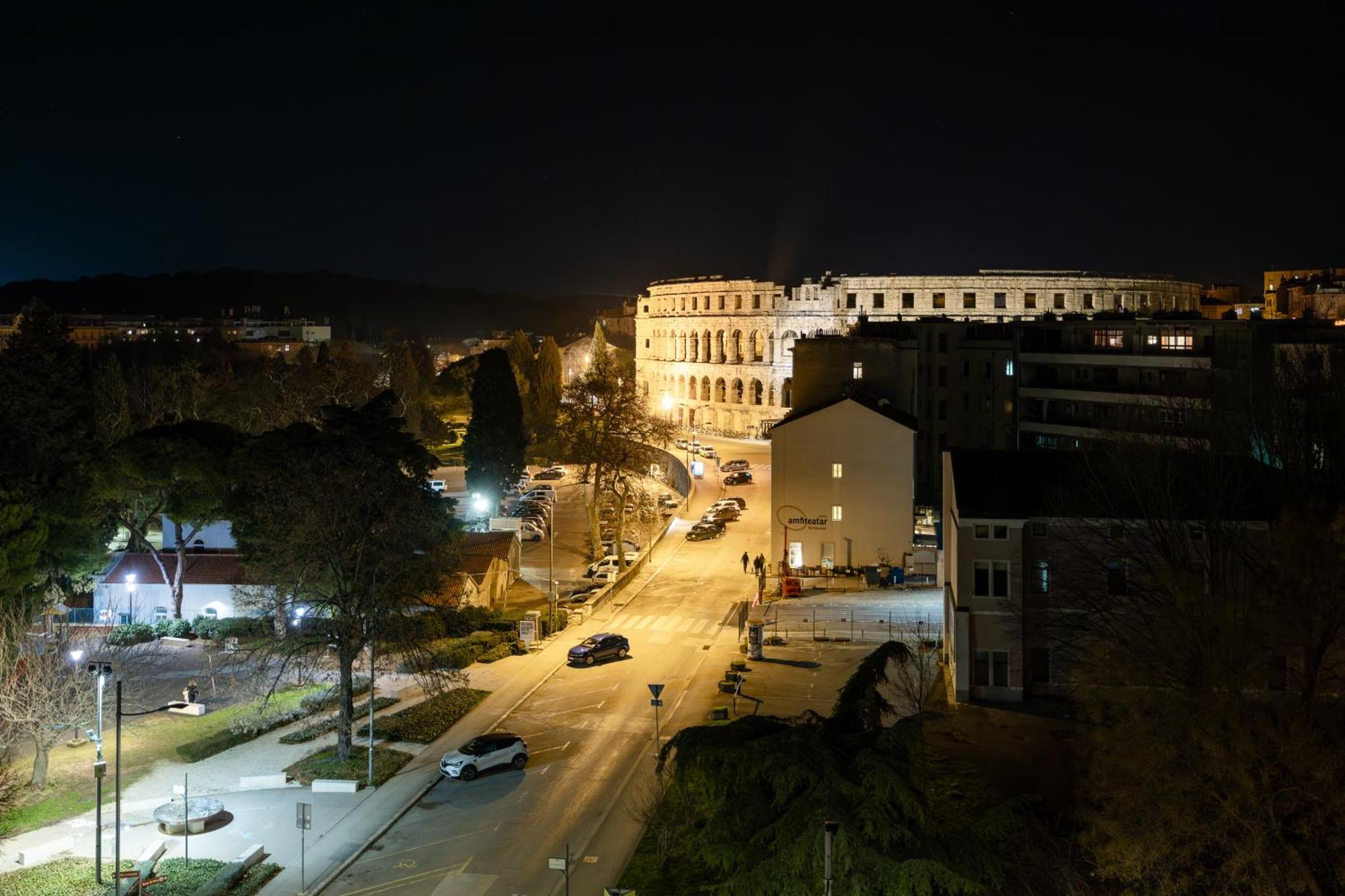 Ancora Center Apartment Pula Exterior photo
