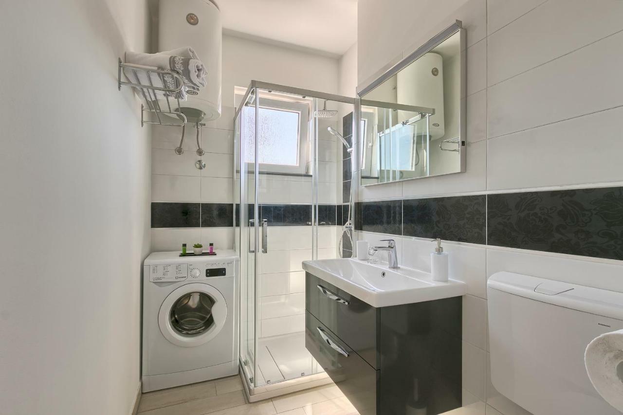 Ancora Center Apartment Pula Exterior photo